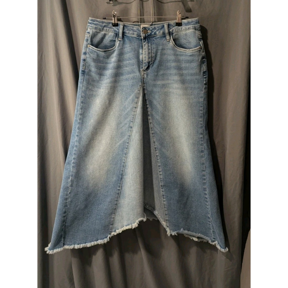 Wash Lab Woman's Size 31 Denim Skirt Asymmetric Light Two Tone